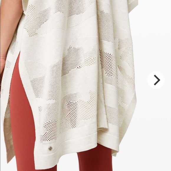 Lululemon Find Your Light Wrap htd light ivory - Picture 2 of 9